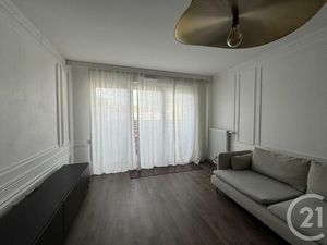 Appartement F4 à louer - 3 pièces - 77 99 m2 - Serris - 77 - ILE-DE-FRANCE