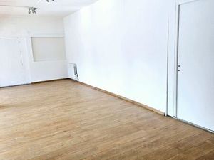 Local professionnel / Commerce - Route Nationale 6