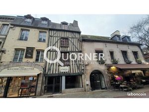 Local 375 m² Alençon