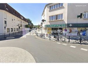 Local commercial 64 m²