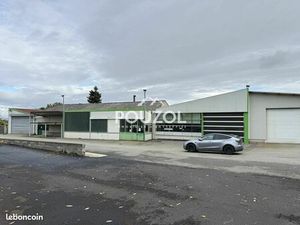 Local d'activité 800 m²