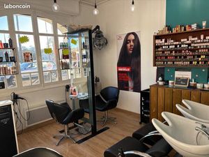 Salon de coiffure manucure à LEGE