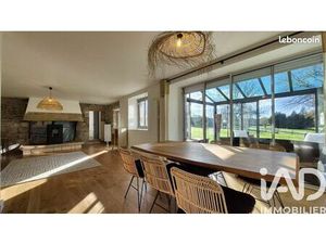 Longère 9 pièces 240 m²