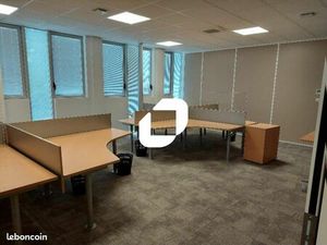 Bureaux 283 m²