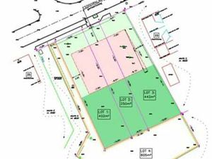 Terrain à bâtir pour une construction semi-ouverte dans un q