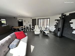 Appartement 5 pièces 161 m²
