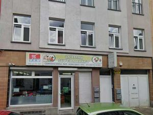 Rez-de-chaussée commercial - 190m²