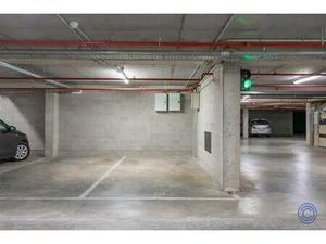 Overdekte autostaanplaats in nieuwbouwproject 'Citifyl'