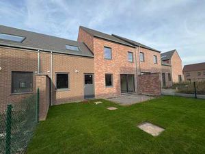 Jolie maison neuve 4 chambres + bureau