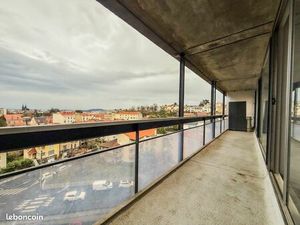 ◊ T2 de 38m² Chamalières avec vue sur la Cathédrale + Terrasse de 12m²