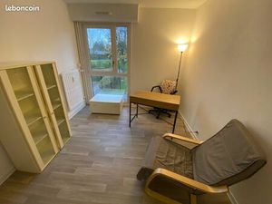 Bureau pro dans cabinet pluridisciplinaire