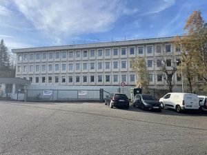 Entrepôt - 4150m ²