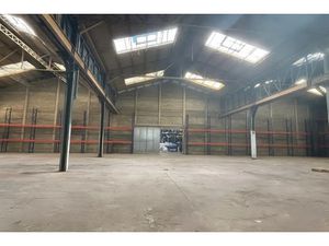 Entrepôt - 2000m ²