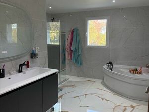 Maison neuve construction 2025