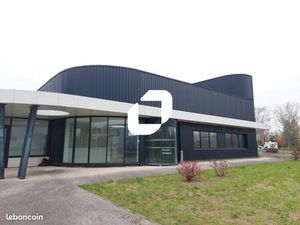 Local d'activité 2 486 m²