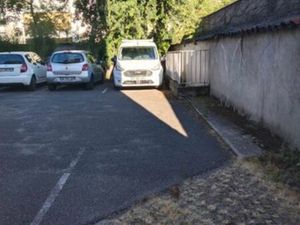 Place de parking intérieur sécurisé