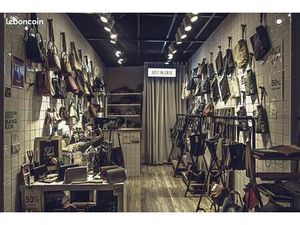 Local 111 m² Limoges