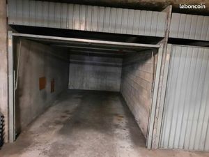 Garage location 69003