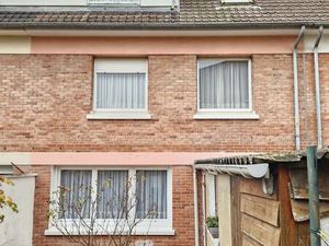 Une maison mitoyenne de 106 m²