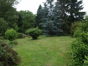 Vente terrain 330 m² à Deville-les-rouen (76250)  85 000 €