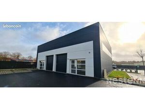 Local commercial 100 m² CRACH