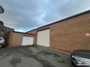Local 200 m² Halluin