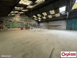 Local d'activité 312 m²