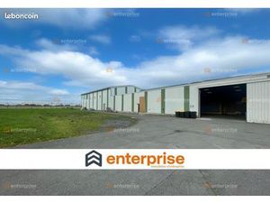 Local industriel 1 814 m²