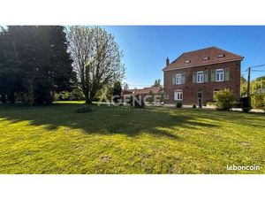 Maison 9 pièces 245 m²