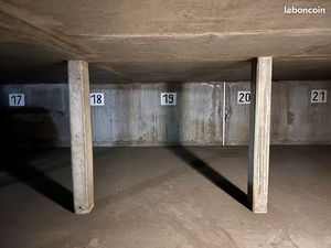 Place de parking résidence sécurisée