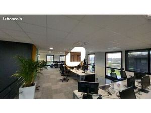 Bureau 467 m²