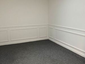 Local de 200 m2 à Béthune