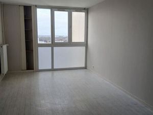 Appartement 2 pièces au pied du métro