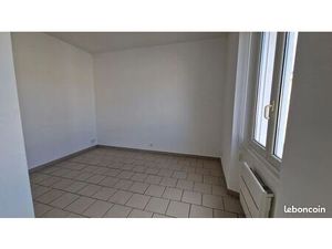 Studio 1 pièce 23 m²
