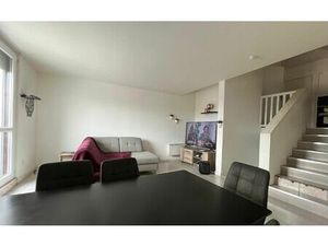 Appartement Courcouronnes 64.85 m² T-3 à vendre  159 000 €