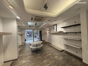 Local commercial 120 m²