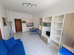 LONG - DISPONIBLE IMMEDIATEMENT