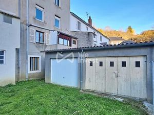 Vente immeuble 167 m² à Saint-Georges (15100)  57 000 €