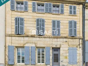 Vente immeuble 315 m² à Niort (79000)  930 000 €