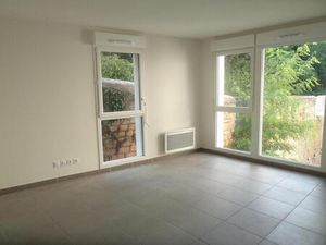 T1 avec parking à Albigny sur Saône