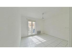 STUDIO FACE A LA FAC IDEAL ETUDIANT