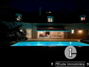 Vente Maison Piscine à Changé (53810) : à vendre Piscine / 333m² Changé