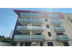 Bel appartement avec garage et terrasse