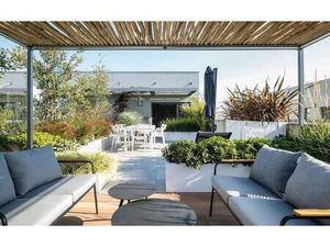 RARE 4 PIECES EN DERNIER ETAGE AVEC TERRASSE ET ROOFTOP