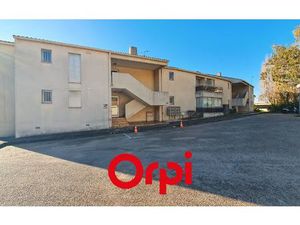 Location appartement  16 m² T-1 à Sanary-sur-Mer  650 €