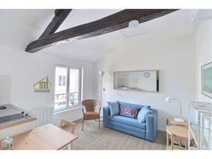 PARIS VI SAINT GERMAIN DES PRES / ODÉON STUDIO entièrement r