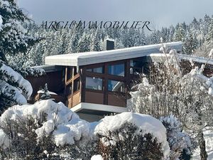 CHALET D’EXCEPTION. Un Panorama rare  Une Signature architecturale unique.