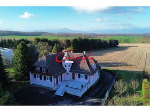 MAISON INDIVIDUELLE DE CARACTÈRE 8P  DE 278 M2 CONSTRUITE EN