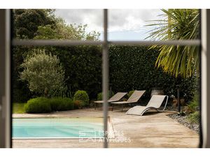 Longère rénovée avec piscine   Plomeur   Proche plage de Pors Carn et Pointe de la Torche