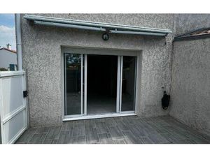 Location maison  m² T-4 à Meschers-sur-Gironde  750 €